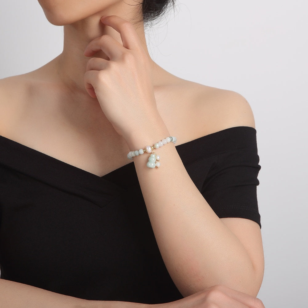 Light Green Jade Wu Lou Amulet Bracelet